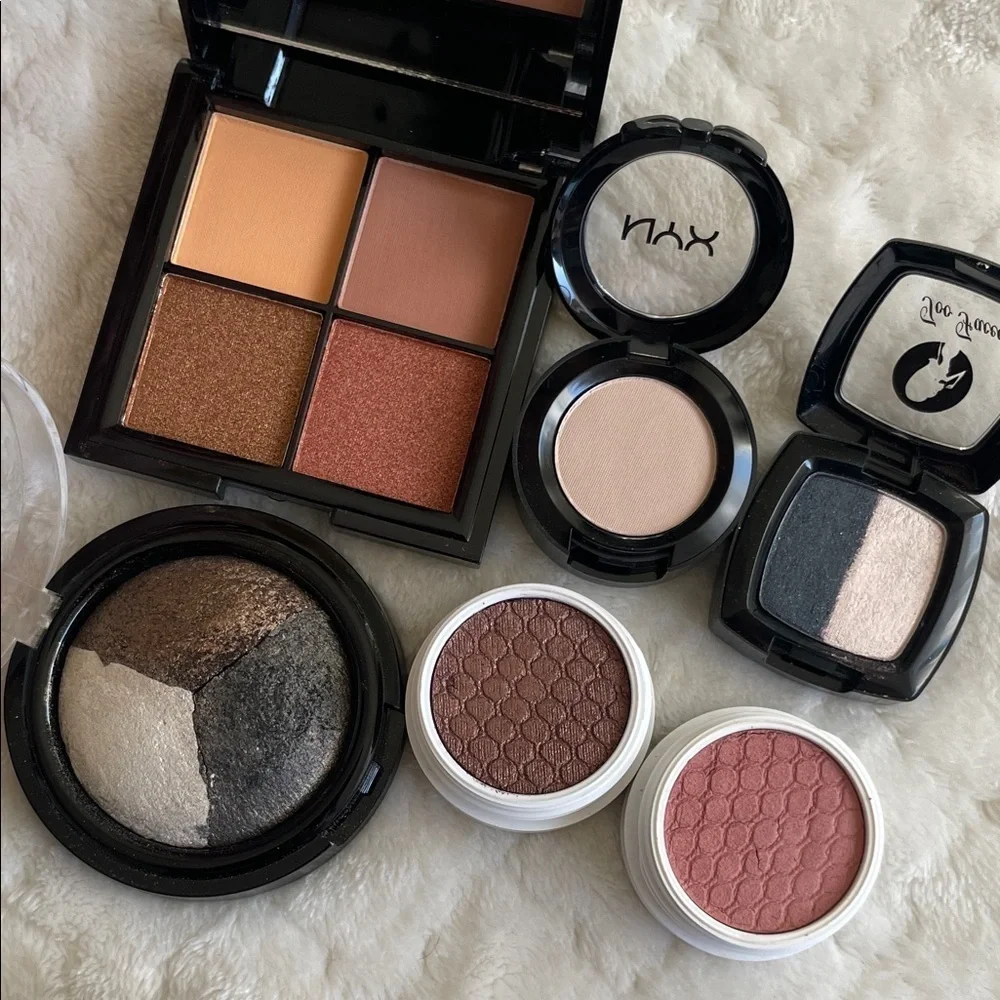 Mixed makeup bundle